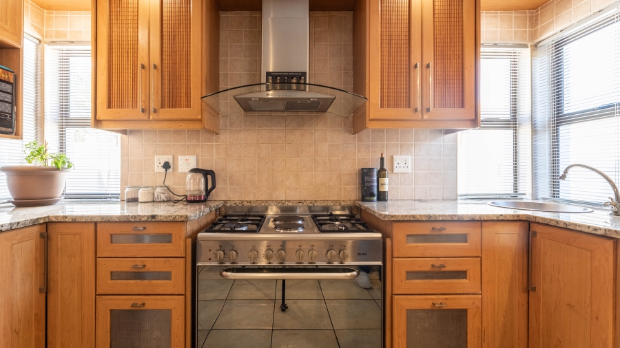 5 Bedroom Property for Sale in Parklands Western Cape